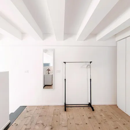 Loft Alle Mura - Bymyhomeincomo * كومو