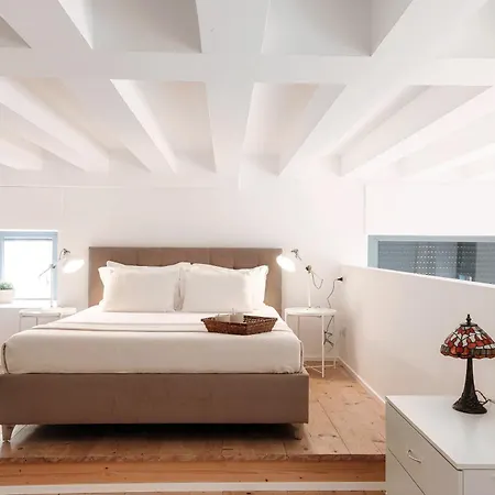 Loft Alle Mura - Bymyhomeincomo شقة *